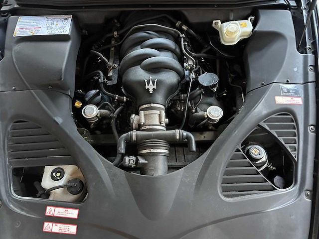 Maserati quattroporte 4.2 v8 sport gt 401pk 2007 youngtimer - afbeelding 27 van  32
