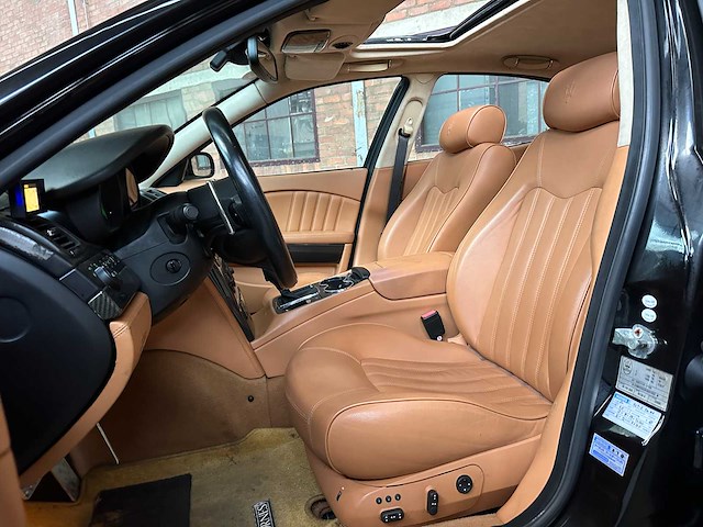 Maserati quattroporte 4.2 v8 sport gt 401pk 2007 youngtimer - afbeelding 28 van  32