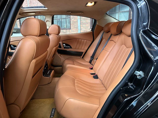 Maserati quattroporte 4.2 v8 sport gt 401pk 2007 youngtimer - afbeelding 29 van  32
