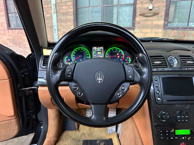 Maserati quattroporte 4.2 v8 sport gt 401pk 2007 youngtimer - afbeelding 2 van  32