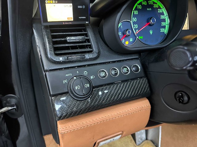 Maserati quattroporte 4.2 v8 sport gt 401pk 2007 youngtimer - afbeelding 4 van  32