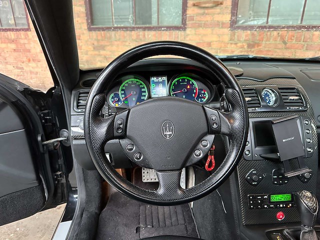 Maserati quattroporte 4.2 v8 sport gt 401pk zf 2007 -youngtimer- - afbeelding 13 van  43