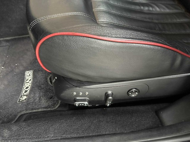 Maserati quattroporte 4.2 v8 sport gt 401pk zf 2007 -youngtimer- - afbeelding 15 van  41