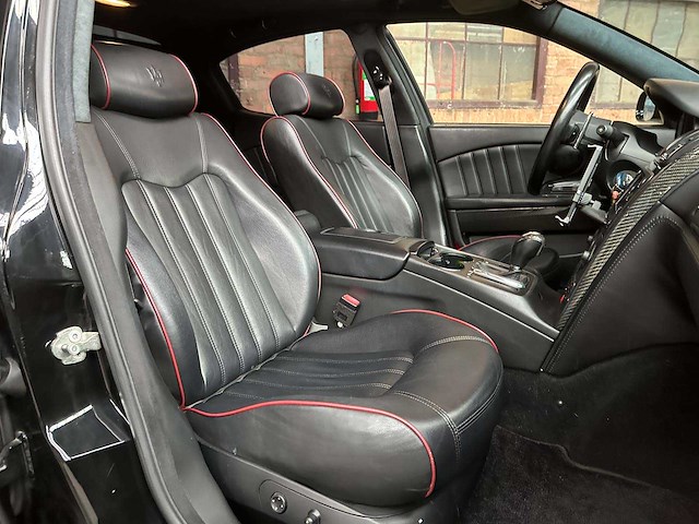 Maserati quattroporte 4.2 v8 sport gt 401pk zf 2007 -youngtimer- - afbeelding 33 van  41