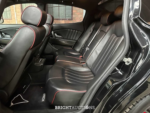 Maserati quattroporte 4.2 v8 sport gt 401pk zf 2007 -youngtimer- - afbeelding 36 van  45