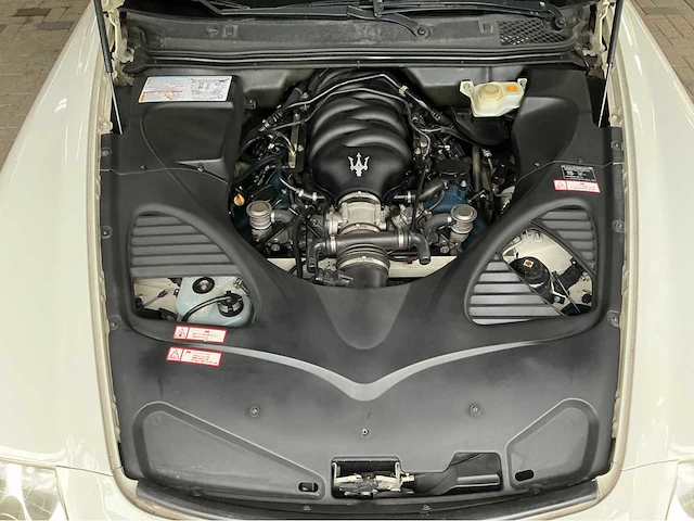 Maserati quattroporte 4.2 v8 zf | 400 pk | 2007 | 05g-hpm - afbeelding 14 van  40