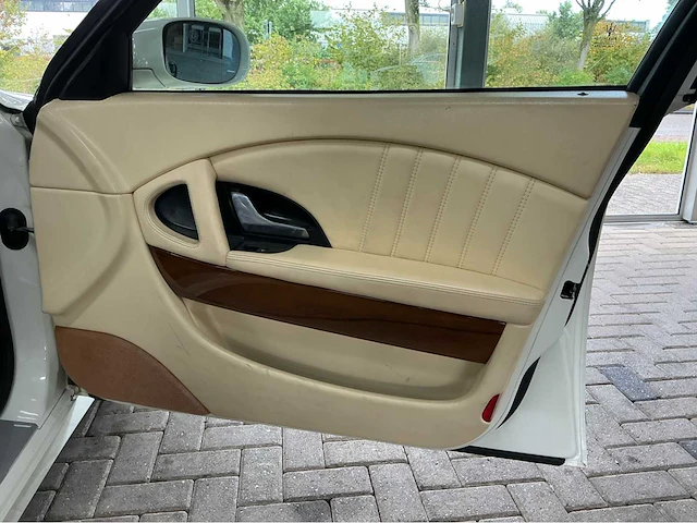 Maserati quattroporte 4.2 v8 zf | 400 pk | 2007 | youngtimer | schuifdak | navigatie | climatronic | btw auto - afbeelding 44 van  58