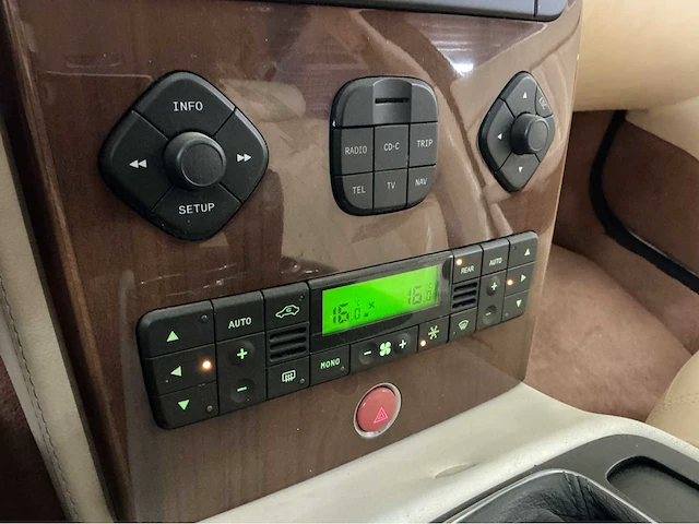 Maserati quattroporte 4.2 v8 zf | 400 pk | 2007 | youngtimer | schuifdak | navigatie | climatronic | btw auto - afbeelding 46 van  58