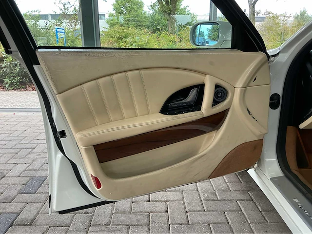 Maserati quattroporte 4.2 v8 zf | 400 pk | 2007 | youngtimer | schuifdak | navigatie | climatronic | btw auto - afbeelding 56 van  58