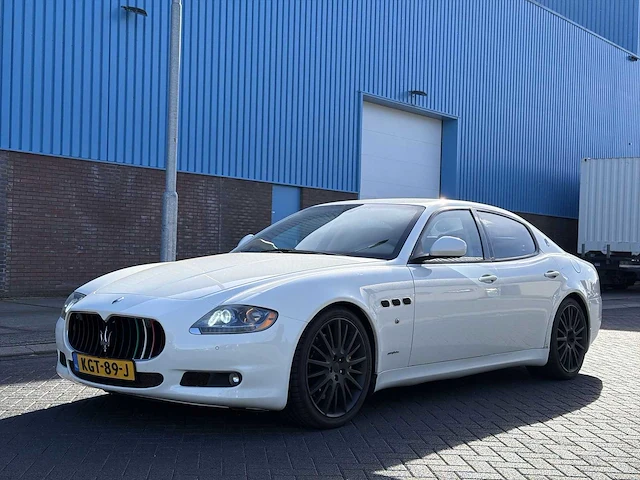 Maserati quattroporte 4.7 s executive gts | kgt-89-j i - afbeelding 1 van  28