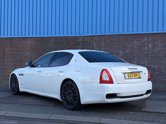 Maserati quattroporte 4.7 s executive gts | kgt-89-j i - afbeelding 25 van  28