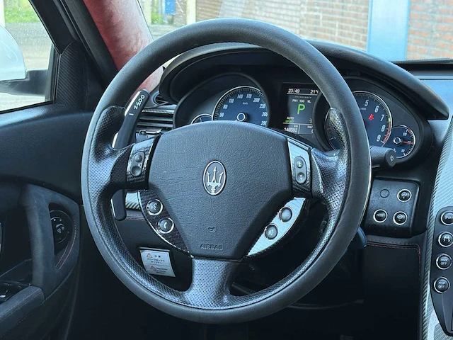 Maserati quattroporte 4.7 s executive gts | kgt-89-j i - afbeelding 27 van  28