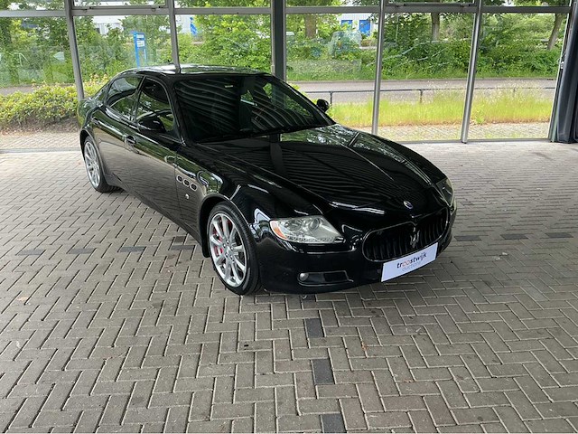 Maserati quattroporte | 4.7 v8 | 2011 | 430 pk | youngtimer - afbeelding 6 van  13