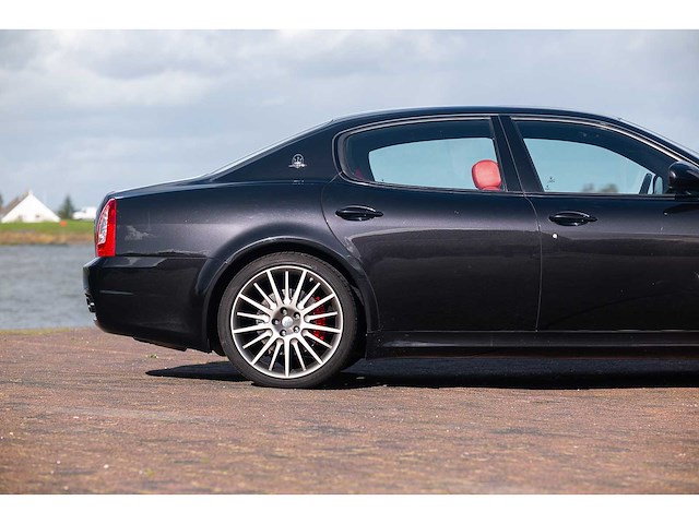 Maserati quattroporte 4.7 v8 440pk sport gts car 2010 - afbeelding 193 van  250