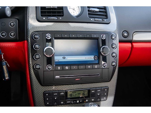 Maserati quattroporte 4.7 v8 440pk sport gts car 2010 - afbeelding 38 van  250