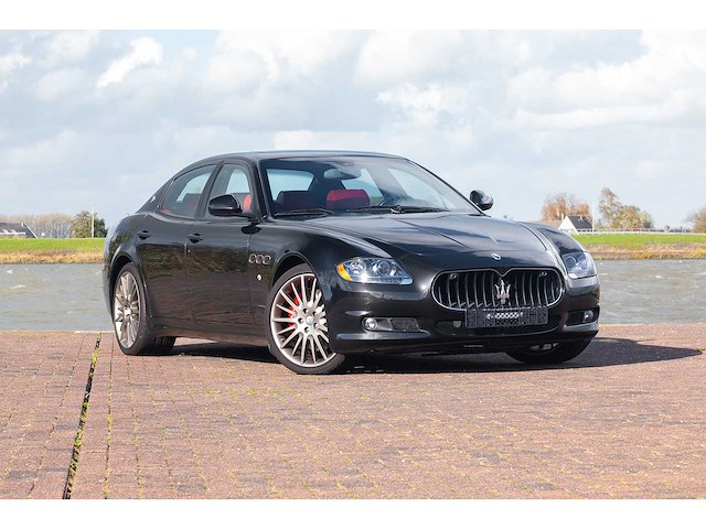 Maserati quattroporte 4.7 v8 440pk sport gts car 2010 - afbeelding 185 van  250