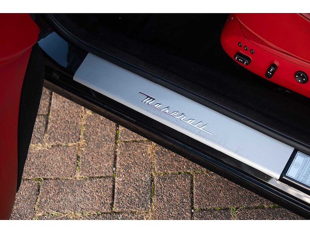 Maserati quattroporte 4.7 v8 440pk sport gts car 2010 - afbeelding 247 van  250