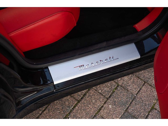 Maserati quattroporte 4.7 v8 440pk sport gts car 2010 - afbeelding 249 van  250