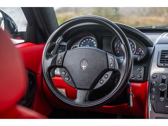 Maserati quattroporte 4.7 v8 440pk sport gts car 2010 - afbeelding 11 van  250