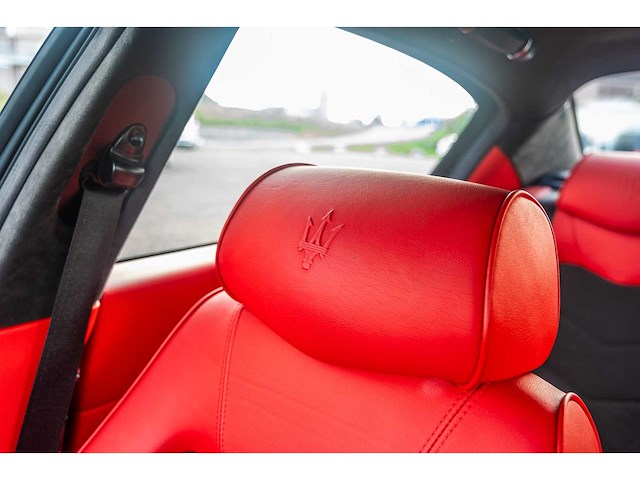 Maserati quattroporte 4.7 v8 440pk sport gts car 2010 - afbeelding 26 van  250