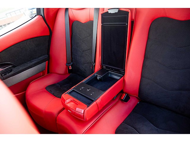 Maserati quattroporte 4.7 v8 440pk sport gts car 2010 - afbeelding 33 van  250