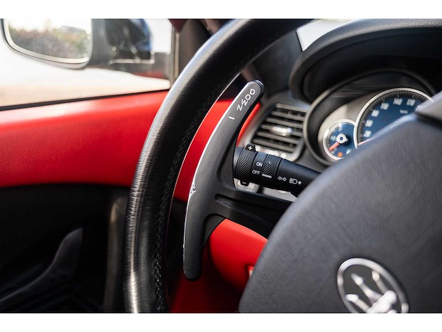 Maserati quattroporte 4.7 v8 440pk sport gts car 2010 - afbeelding 36 van  250