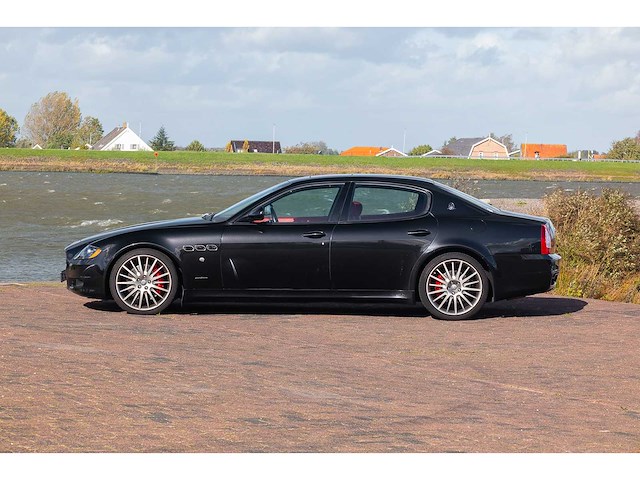 Maserati quattroporte 4.7 v8 440pk sport gts car 2010 - afbeelding 57 van  250