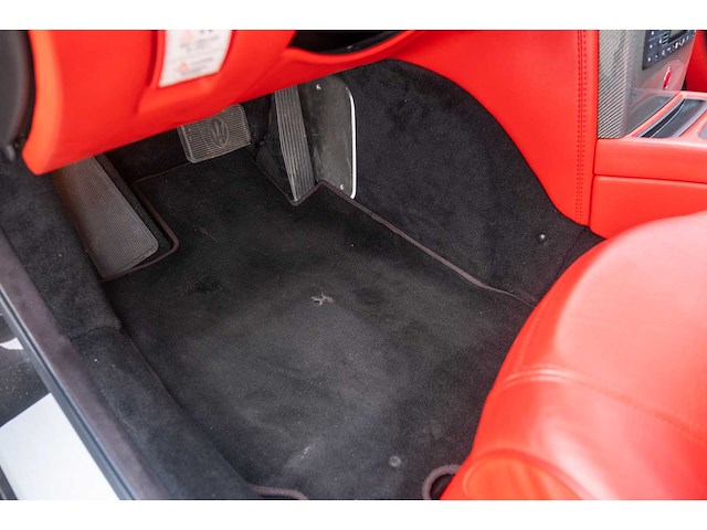 Maserati quattroporte 4.7 v8 440pk sport gts car 2010 - afbeelding 129 van  250