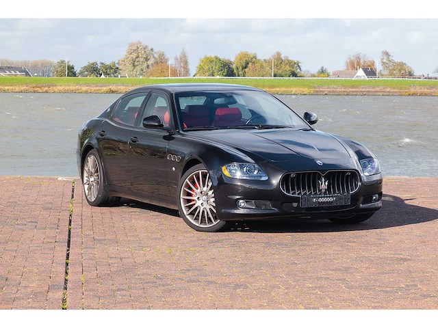 Maserati quattroporte 4.7 v8 440pk sport gts car 2010 - afbeelding 196 van  250