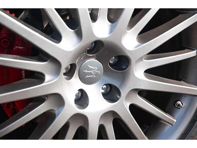 Maserati quattroporte 4.7 v8 440pk sport gts car 2010 - afbeelding 220 van  250