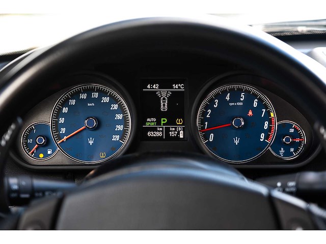 Maserati quattroporte 4.7 v8 440pk sport gts car 2010 - afbeelding 16 van  250