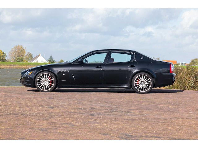 Maserati quattroporte 4.7 v8 440pk sport gts car 2010 - afbeelding 46 van  250
