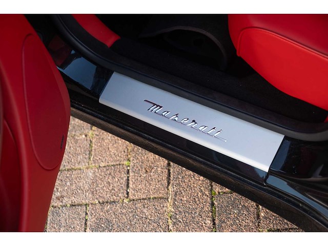 Maserati quattroporte 4.7 v8 440pk sport gts car 2010 - afbeelding 248 van  250