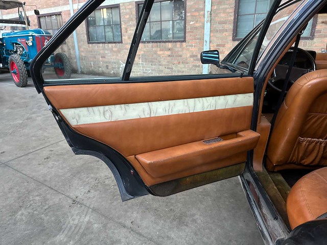 Maserati quattroporte 4.9 v8 1986 - afbeelding 14 van  25