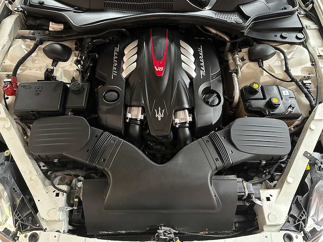 Maserati quattroporte gt s 3.8 v8 530pk 2013 - afbeelding 30 van  40