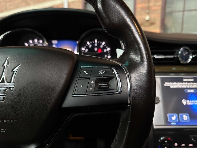 Maserati quattroporte gt s 3.8 v8 530pk 2013 - afbeelding 16 van  40