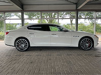 Maserati quattroporte gts 3.8 v8 531hp 2013 (carbon) (29,000 km) btw auto - afbeelding 2 van  42