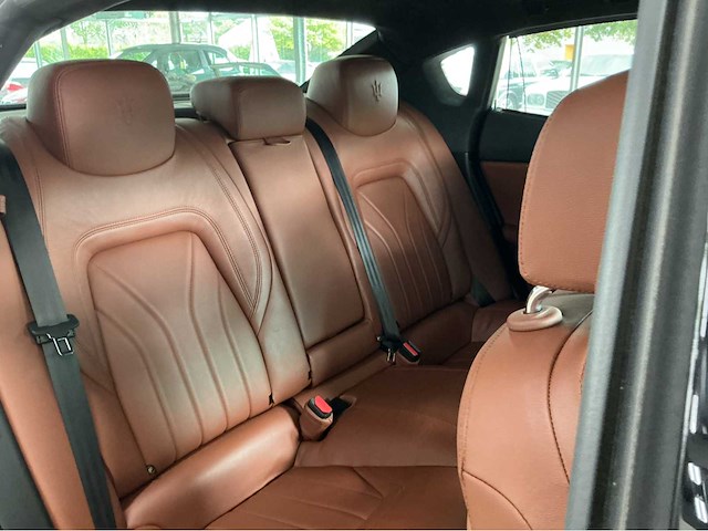 Maserati quattroporte gts 3.8 v8 531hp 2013 (carbon) (29,000 km) btw auto - afbeelding 28 van  42