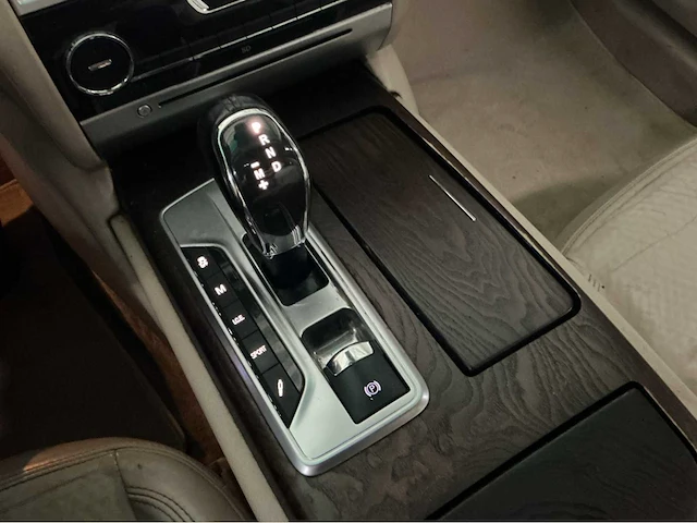 Maserati quattroporte gts — pure italiaanse power 530 pk • v8 twin-turbo • btw auto - afbeelding 15 van  37