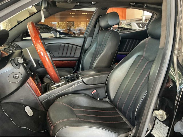 Maserati quattroporte s 4.7 v8 – italiaanse v8-power & pure klasse btw auto - afbeelding 8 van  30