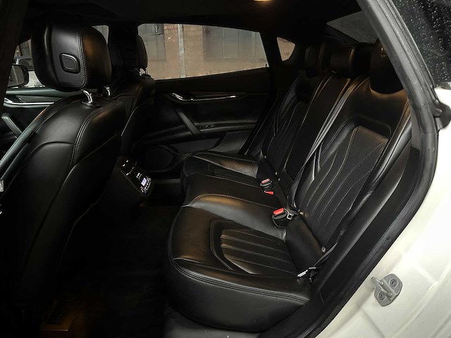 Maserati quattroporte s q4 3.0 v6 410pk 2014 - afbeelding 11 van  14