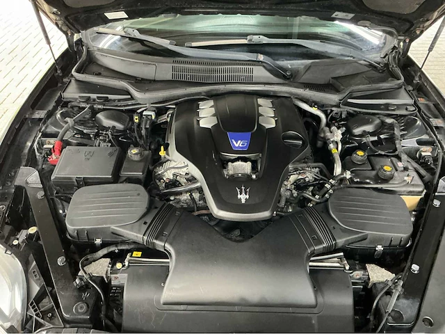 Maserati quattroporte s q4 3.0 v6 twin-turbo | 404 pk | 4wd | luxe & italiaanse klasse btw auto - afbeelding 21 van  28