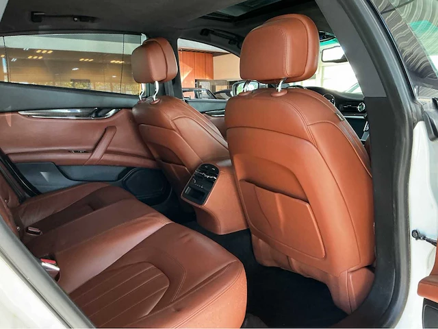 Maserati quattroporte s q4 404 pk 2015 btw auto - afbeelding 21 van  38