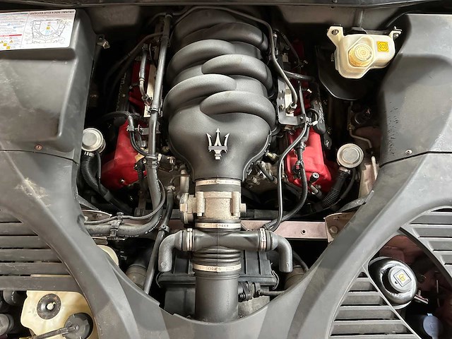 Maserati quattroporte sport gt 400pk 2006 youngtimer - afbeelding 33 van  40