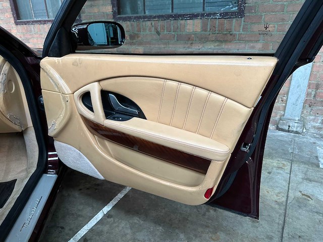 Maserati quattroporte sport gt 400pk 2006 youngtimer - afbeelding 27 van  38