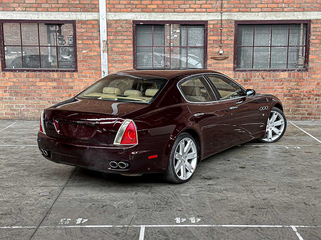 Maserati quattroporte sport gt 400pk 2006 youngtimer - afbeelding 2 van  36