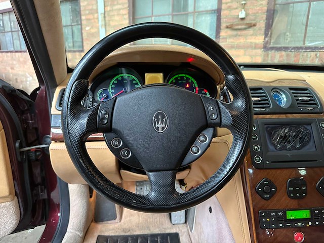 Maserati quattroporte sport gt 400pk 2006 youngtimer - afbeelding 8 van  36
