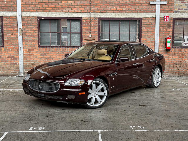 Maserati quattroporte sport gt 400pk 2006 youngtimer - afbeelding 12 van  36
