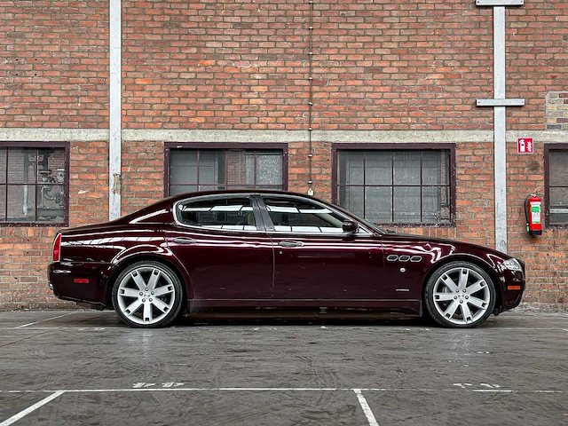 Maserati quattroporte sport gt 400pk 2006 youngtimer - afbeelding 42 van  43