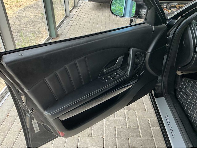 Maserati quattroporte sport gt 4.2 v8 – 2007 | italiaanse luxe & 400 pk |btw auto - afbeelding 26 van  33